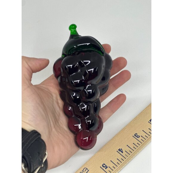 VTG Hand Blown Art Glass Grape Cluster Figurine Purple/Amethyst Glass Fruit 4.5" - Picture 5 of 5